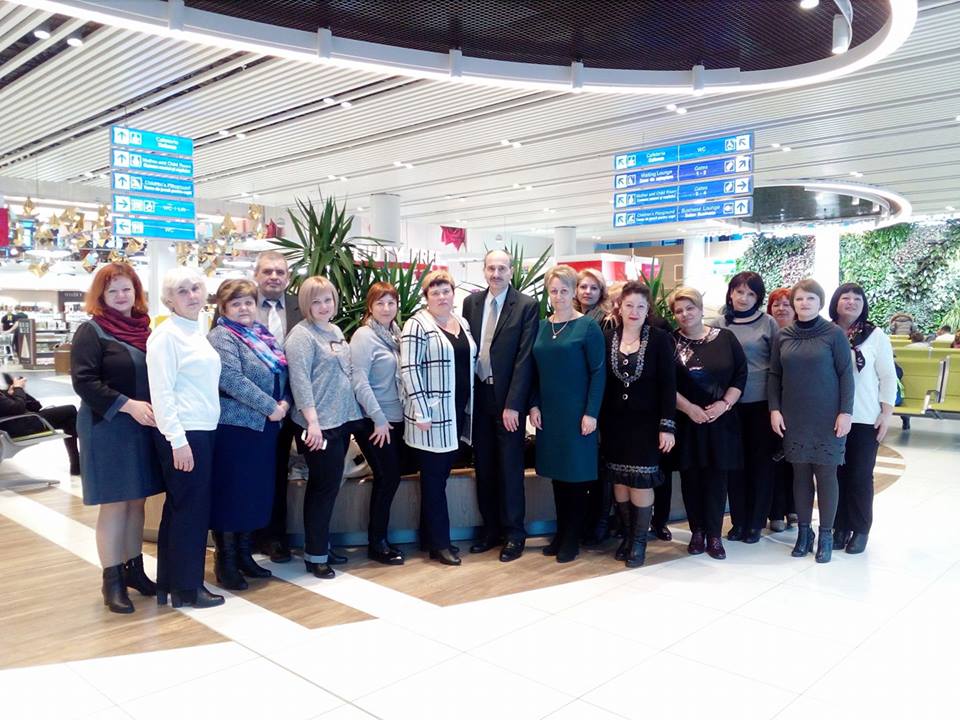 учитель в школе. министр образования новгородской области. директора нескольких школ. директора нескольких школ. загородникова галина николаевна школа.