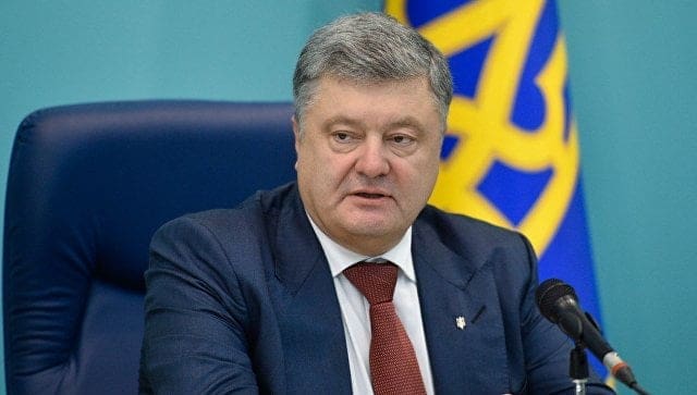 Порошенко увеличил военный бюджет