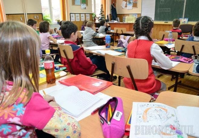 colectări de bani în școli