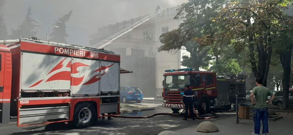 Peste 1 milion de lei s-au adunat din donații pentru reparația Filarmonicii Naționale, devastată de incendiu