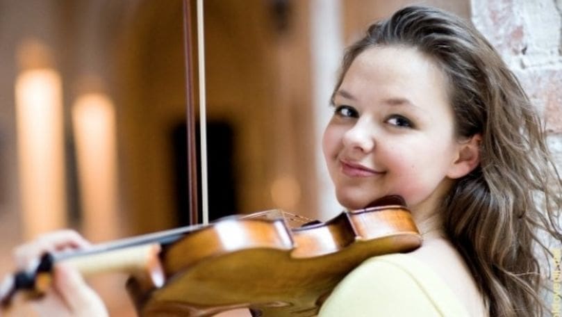 Vioara Stradivarius la Aeroport