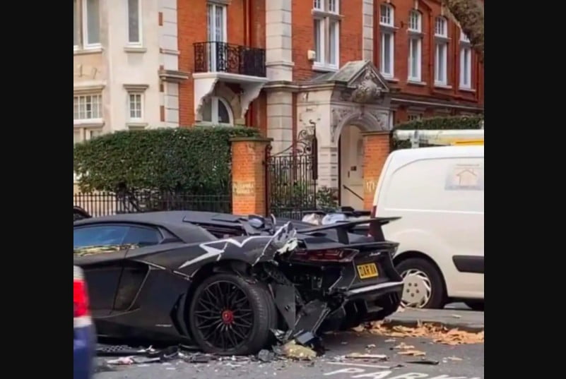 ламборджини протаранил 2 машины в центре лондона