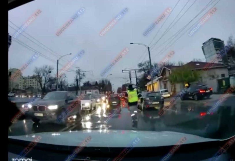 полиция бегом догоняет нарушителя
