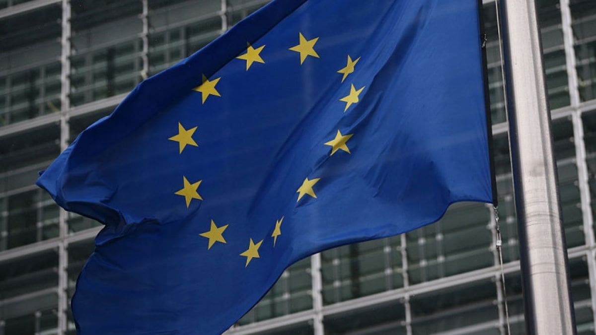 Flag UE